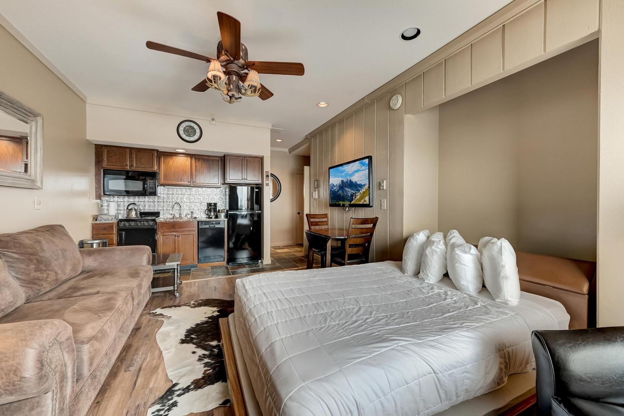 The Lodge At The Mountain Village By All Seasons Resort Lodging Park City Exterior photo