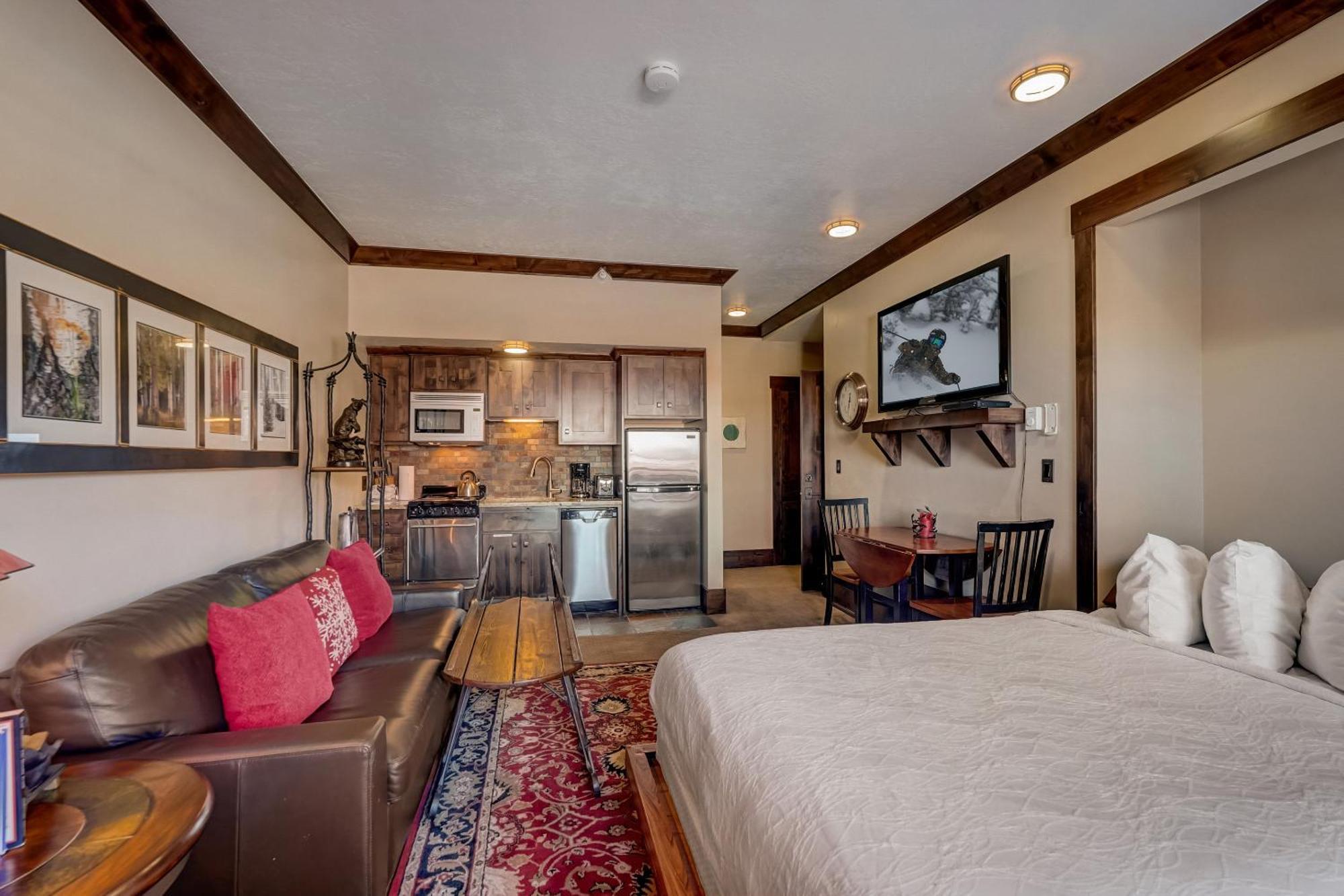 The Lodge At The Mountain Village By All Seasons Resort Lodging Park City Exterior photo
